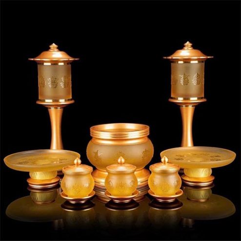 Bộ Đồ Thờ Lưu Ly 8 Cát Tường Khắc Chìm Cao Cấp BDT030