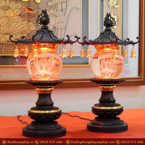 Đèn thờ pha lê tròn chữ Phật mái chùa nhập khẩu cao cấp