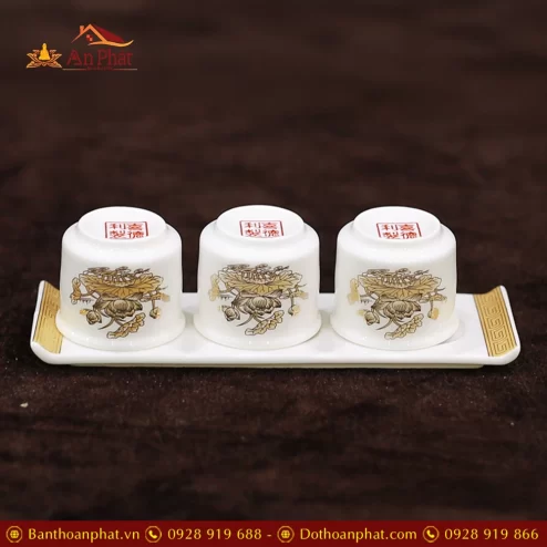 ky chen tho su trang hoa sen vang dt249 8