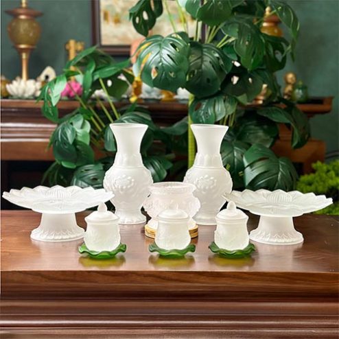 Bộ Đồ Thờ Lưu Ly Hoa Sen Trắng Nhập Khẩu BDT094