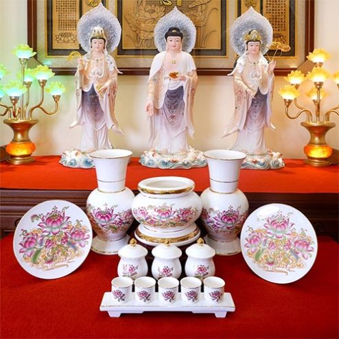 Bộ Đồ Thờ Phật Nhập Khẩu Sứ Sen Tam Bảo BDT077