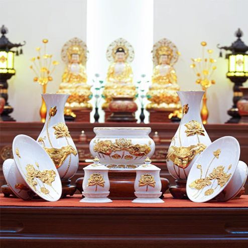 Bộ Đồ Thờ Sứ Sen Vàng Nổi Cao Cấp BDT069