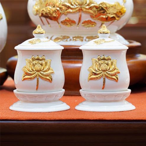 Chén Nước Thờ Sứ Sen Vàng Nổi Cao Cấp DT474
