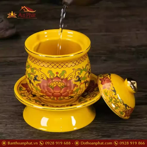 choe tho su gam vang hoa sen dt60300001