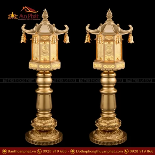 Đèn thờ điện đồng đa diện thân cao họa tiết Hoa sen chữ Lộc trơn