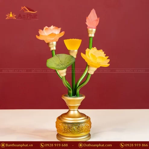 Đèn thờ cúng Đài Loan
