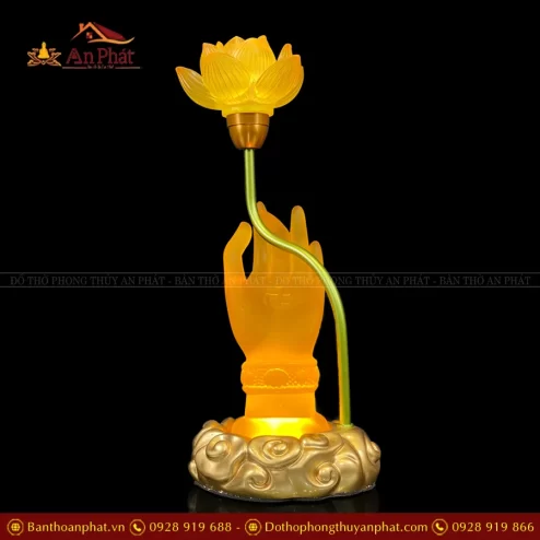 Đèn thờ cúng tay Phật cầm hoa sen lưu ly