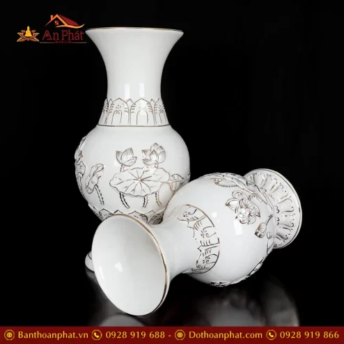 lo hoa gom trang hoa sen vien vang dt63100006