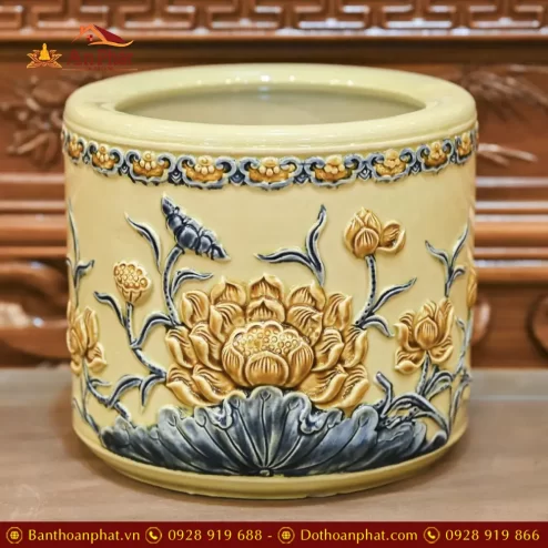 bat huong bat trang hoang tho dap noi hoa sen dt67700003