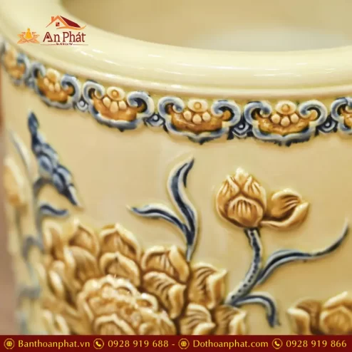 bat huong bat trang hoang tho dap noi hoa sen dt67700006