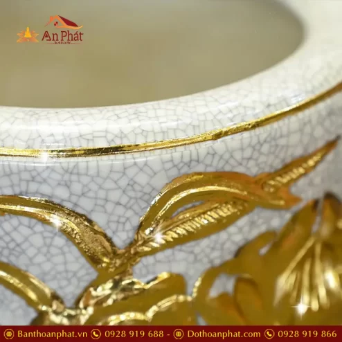 bat huong dat vang men ran hoa sen dap noi bat trang dt68900008