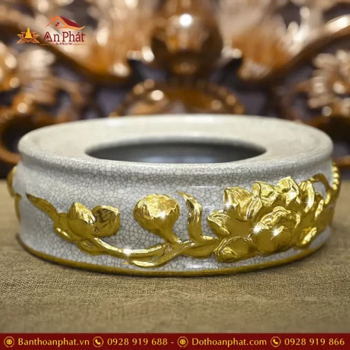 de bat huong hoa sen men ran dap noi dat vang dt69100003