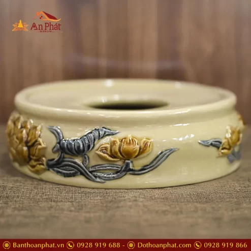 de ke bat huong hoang tho hoa sen dap noi dt67900001