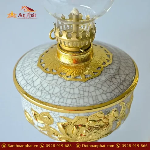 den dau tho men ran hoa sen dap noi dat vang dt77200003