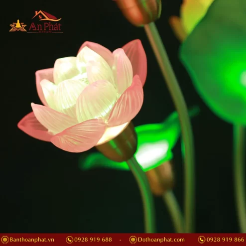 Mẫu đèn thờ hoa sen kèm lá