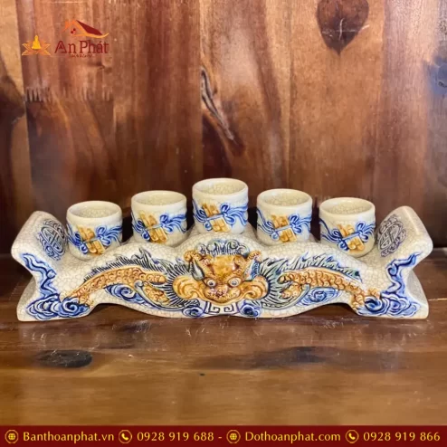 ky chen ngai men ran dap noi gom su bat trang dt78200005