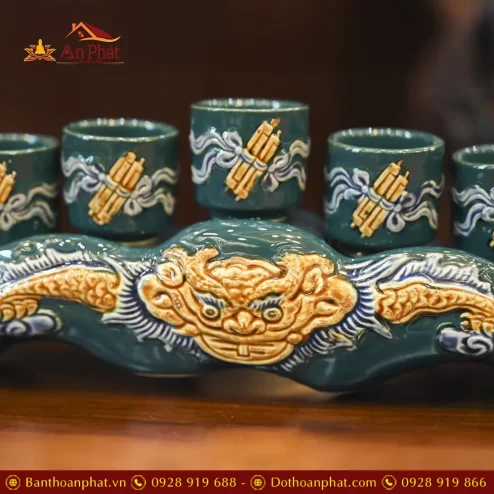 ky chen ngai xanh dap noi gom su bat trang dt79000002