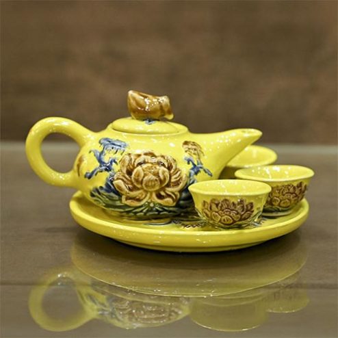 Ấm Chén Trà Thờ Men Màu Vàng Đắp Nổi Bát Tràng DT841