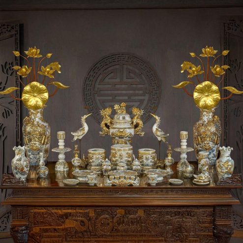 Bộ Đồ Thờ Gia Tiên Vẽ Vàng Cao Cấp Bát Tràng Men Rạn Đắp Nổi BDT145