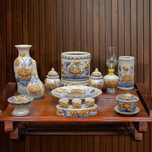 Bộ Đồ Thờ Hoa Sen Bát Tràng Men Rạn Đắp Nổi BDT129