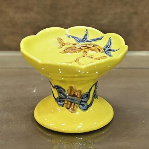 Đế Nến Bát Tràng Men Màu Vàng Đắp Nổi DT872