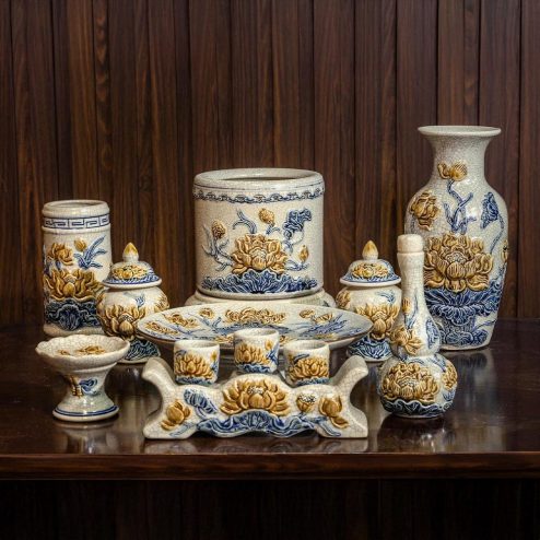 Bộ Đồ Thờ Hoa Sen Cho Bàn Thờ Treo Tường Men Rạn Bát Tràng BDT171