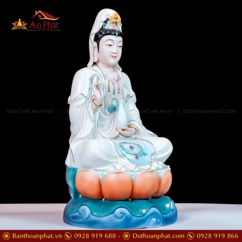 Tượng Phật Quan Âm để bàn thờ