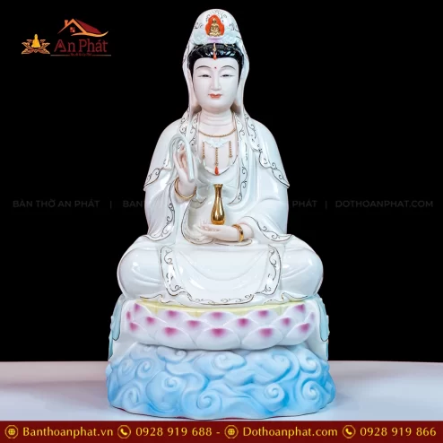 Tượng Quan Âm Sứ Đức Hóa Tọa Đài Sen Màu Hồng Xanh T2375