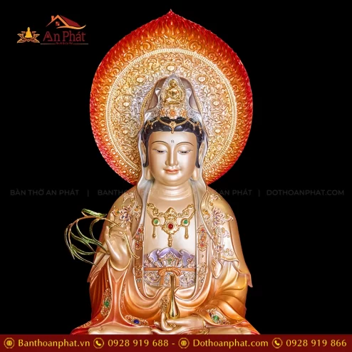 Tượng Quan Thế Âm Bồ Tát ngồi đá