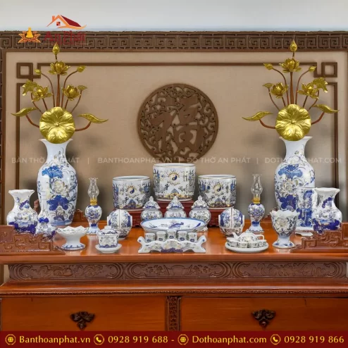 Bộ Đồ Thờ Gia Tiên Bát Tràng Men Lam Vẽ Vàng BDT11923