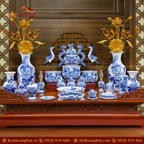 Bộ Đồ Thờ Gia Tiên Cao Cấp Men Lam Bát Tràng Bát Hương Lựu BDT11913