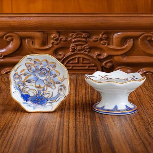 Chân Nến Men Lam Hoa Sen Vẽ Vàng Cao Cấp DT1066