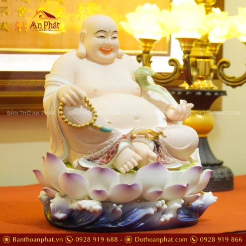 Tượng Phật Di Lặc bằng sứ đẹp