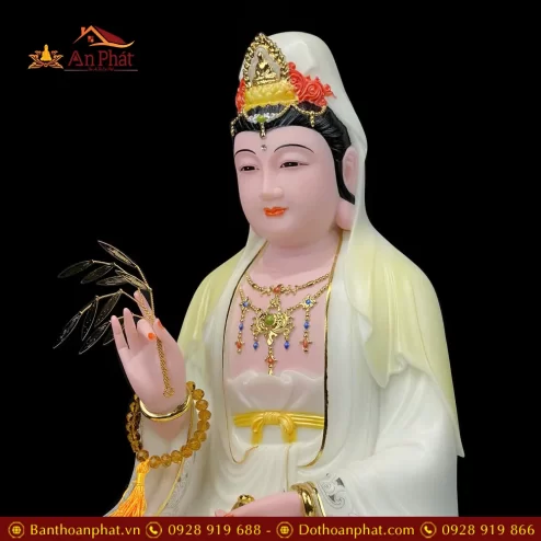 tuong phat ba quan am bo tat bot da son mau nhap khau dang ngoi dai sen t258400003