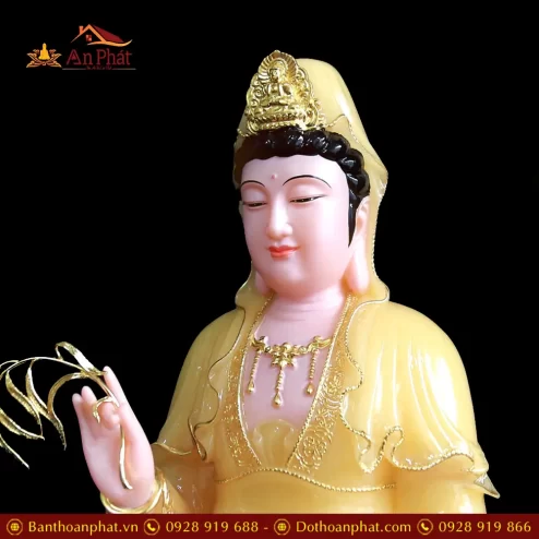 tuong phat ba quan am bot da thach anh vien vang ngoi dai sen t256500003