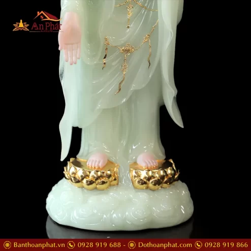 tuong phat tay phuong tam thanh bot da xanh ngoc dang dung may cao cap t246800005